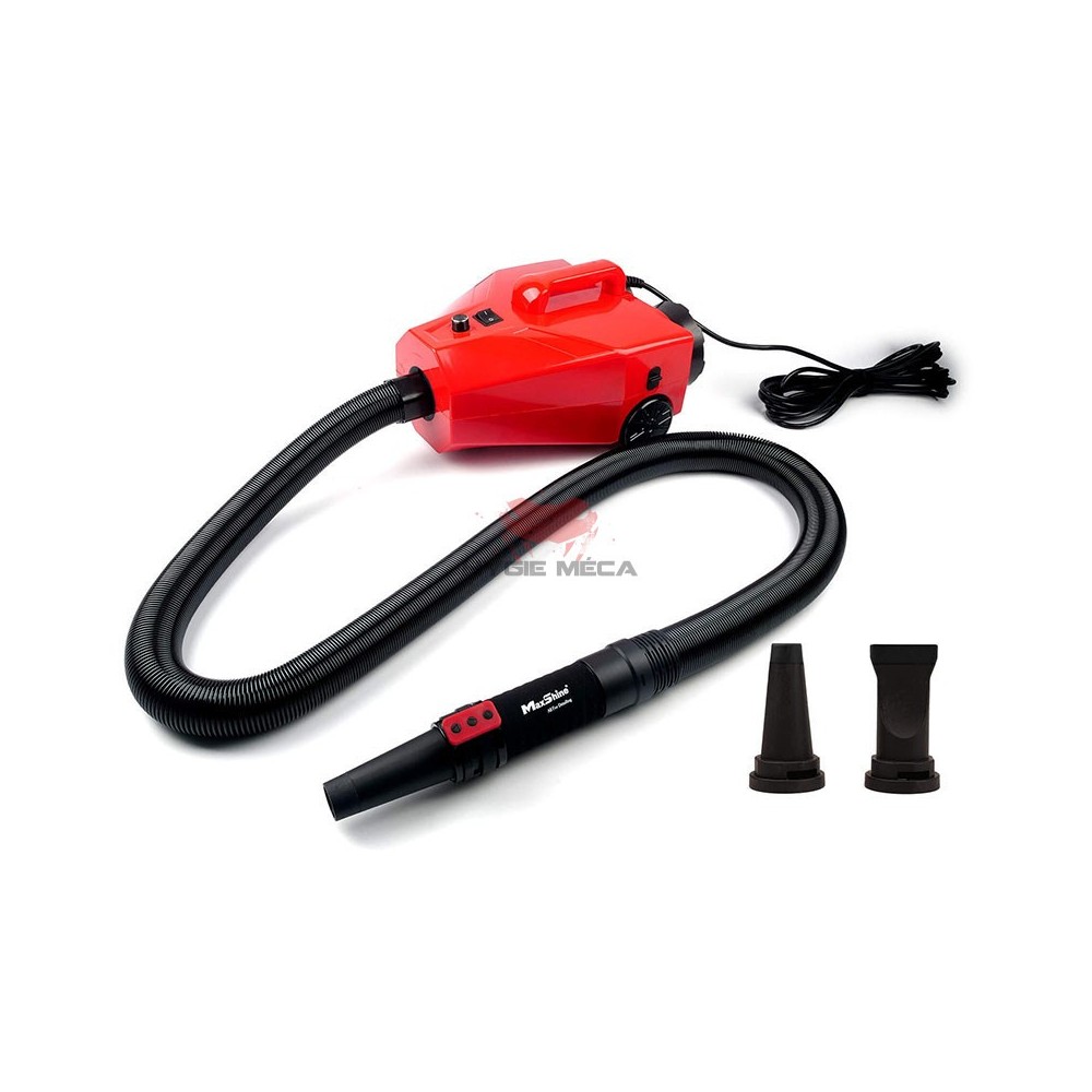 Evo GT V2 est un souffleur d'air très puissant et à air chaud, d'une puissance de 8,55CV.



Puissance de 8.5CV, 2x 2400w