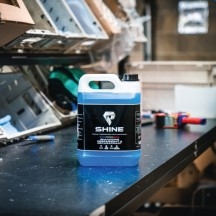 Shampoing Dégraissant et Déparaffinant - Shine