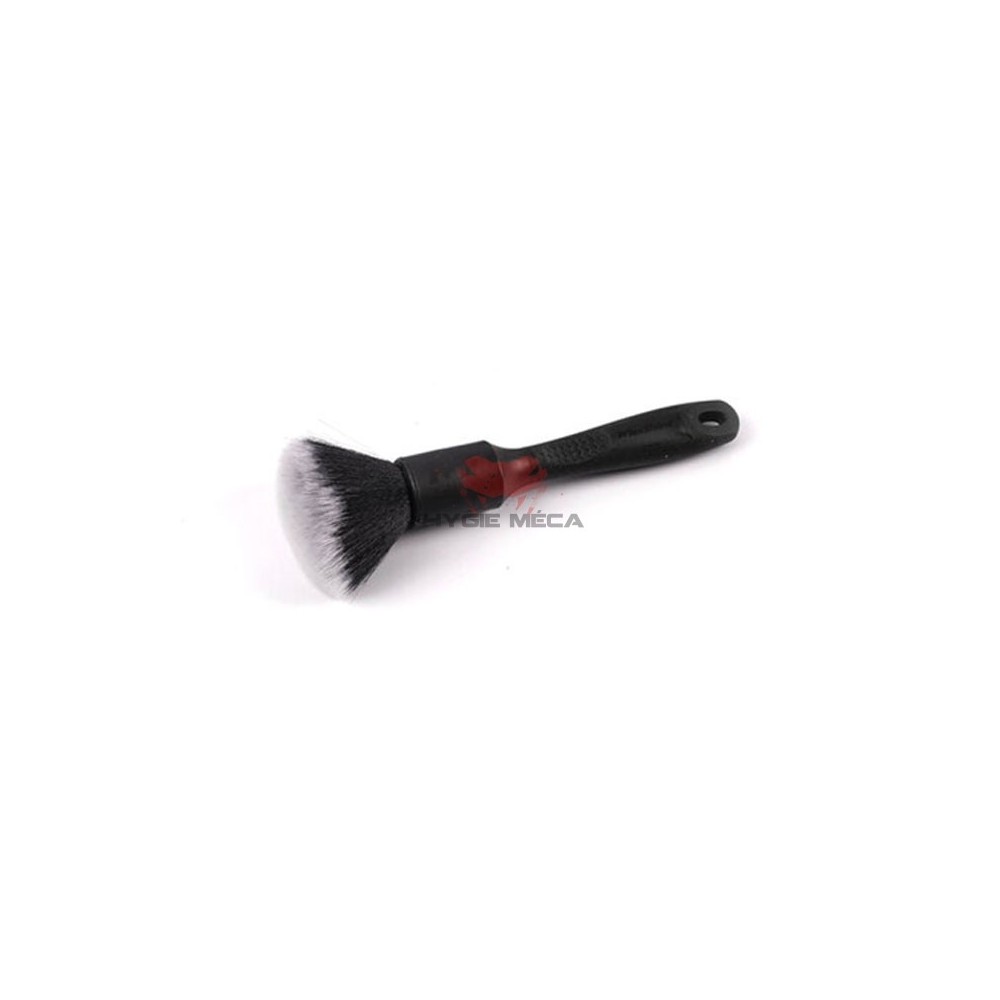 Ess Brush Small - MaxShine
